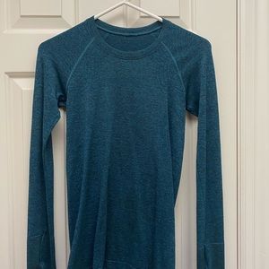 ⭐️Lululemon Swiftly Tech Long Sleeve 4 ⭐️